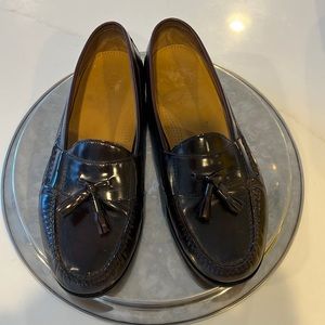 Men's Cole Haan Pinch Tassel loafer, size 12 extra, extra wide in burgundy.